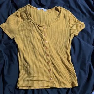 Yellow button top